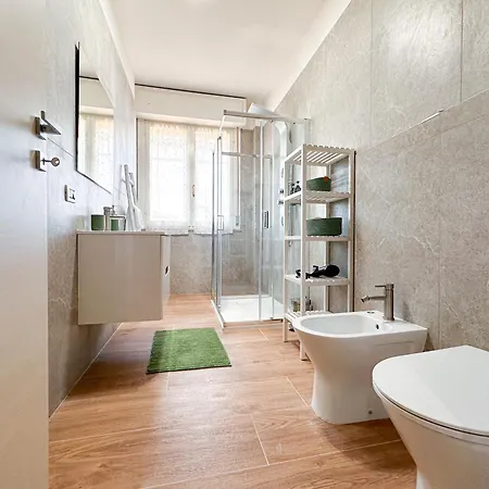 Skyline - View On Ghirlandina Apartman Modena