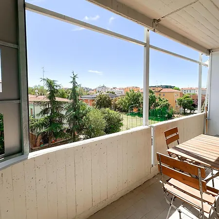 Apartment Skyline - View On Ghirlandina